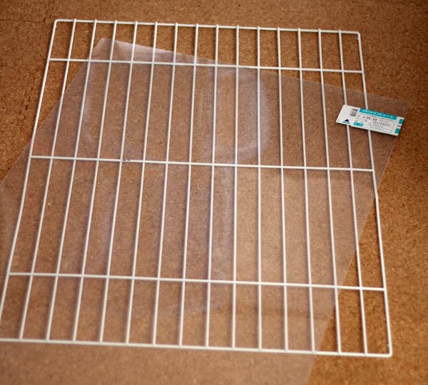 透明のプラスチック板