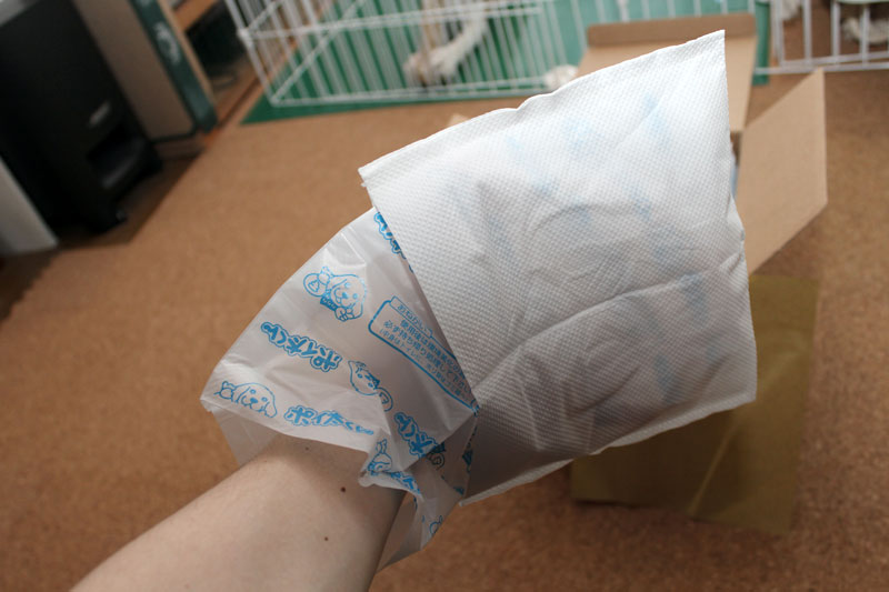 こんな感じで手にはめて使います