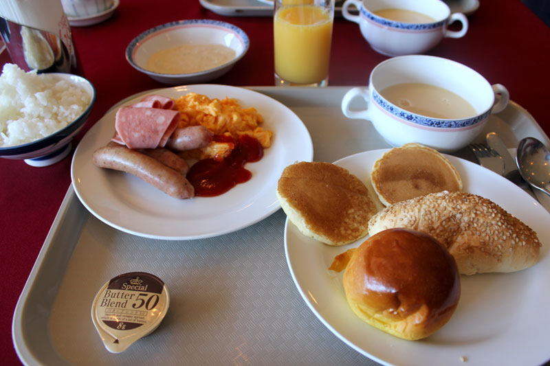 朝食バイキング