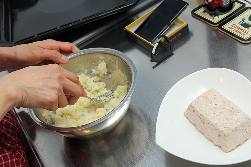 わんこケーキ製造中