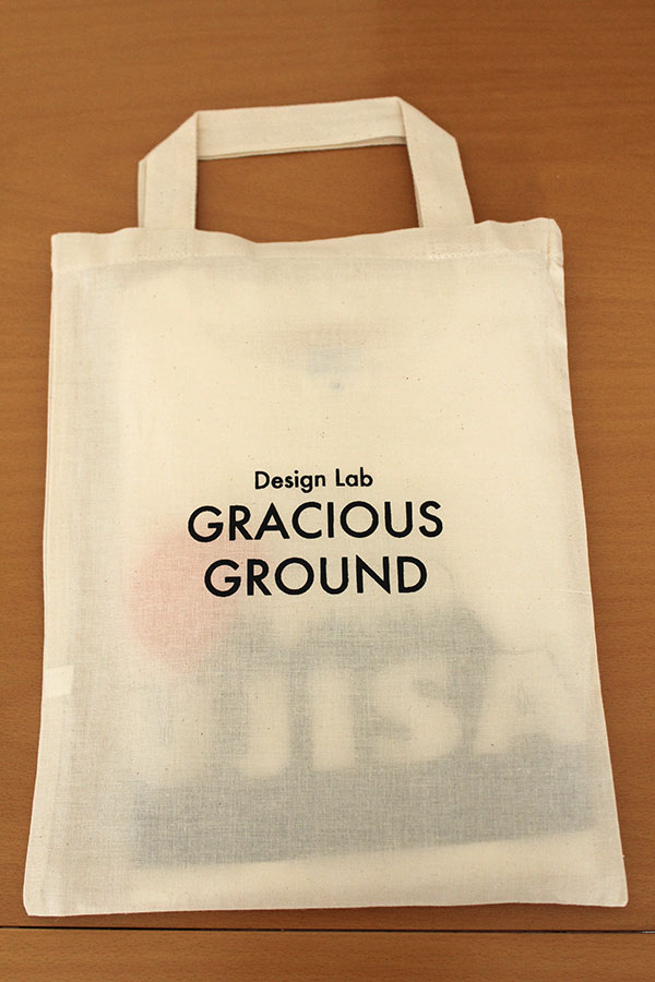 GRACIOUS GROUNDさんの袋